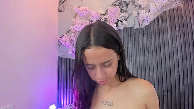 Czat XXX na żywo – Zephyra_bms
