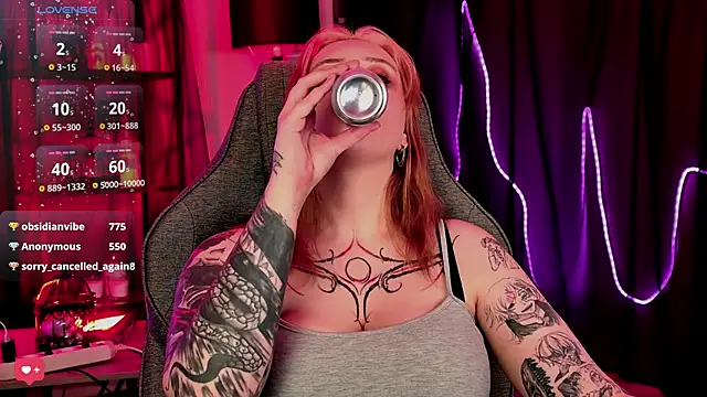 Chat XXX ao vivo de AsheLucker