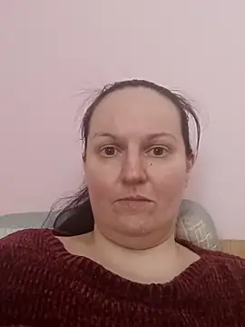 BustyLadyAlma's Live XXX Chat