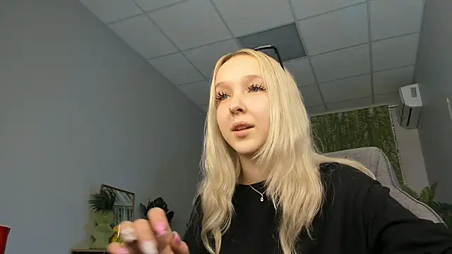 MaoqiBeverly Chat XXX in diretta