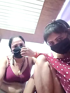 pihu_X Webcam show