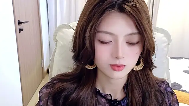Koikoi___ Chat XXX in diretta
