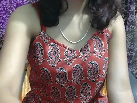 Adorable_Ayesha Adlı Modelin Canlı XXX Sohbeti