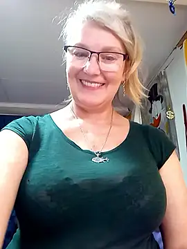 irinamaux's Live XXX Chat