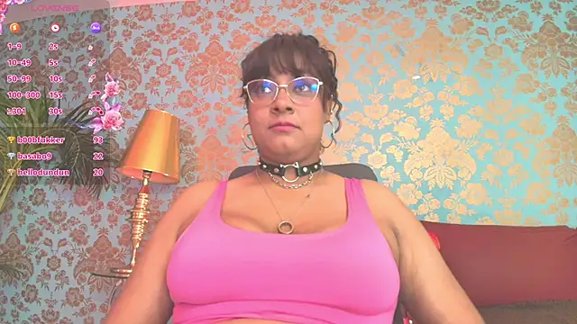 Chat +18 de alexa_cruz__ ao vivo