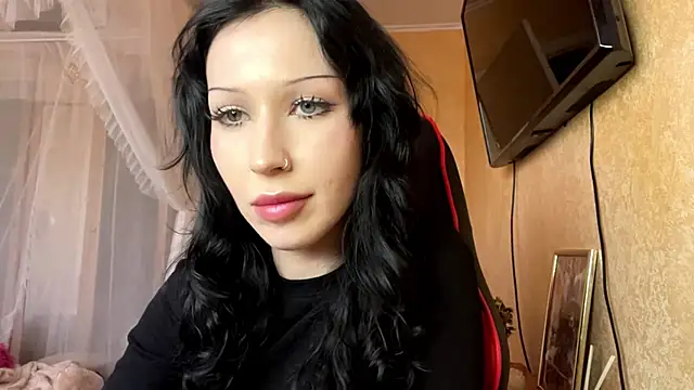 Show modela DavidaStorino na web-kameri