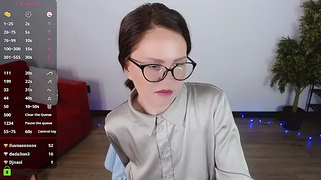 Chatroom XXX en direct de VickyGolden