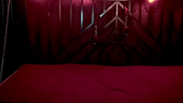 Онлайн чат XXX DramaQuenns