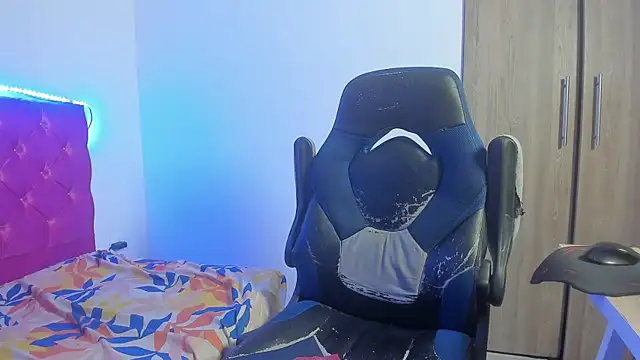 skinny_sam 现场XXX聊天