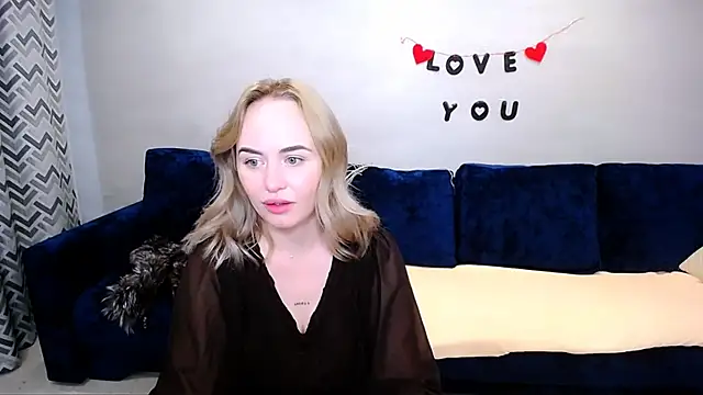 LiluMoon__'s Live XXX Chat