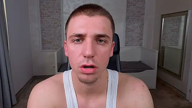 Онлайн чат XXX KellenWest