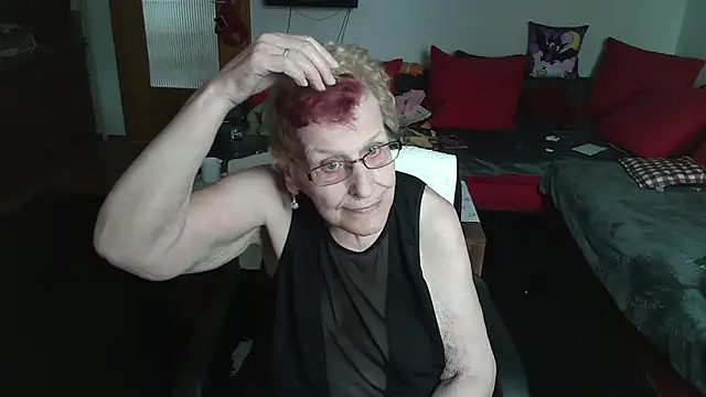 HeisseomaOriginal – Naživo XXX chat