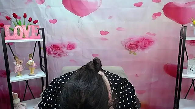 NeonilaLisova Live XXX-chat
