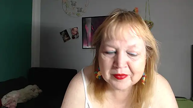 Blasflittchen's Live XXX Chat