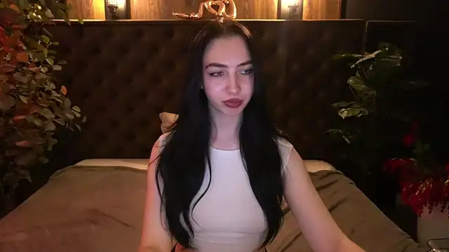 WildKittenX_のライブXXXチャット
