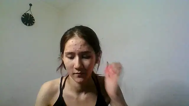 NickiKisinger élő XXX-chatje