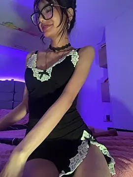 _Lucycherry Chat XXX in diretta