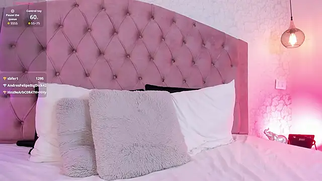 Chat +18 de Nikky_Red_ ao vivo