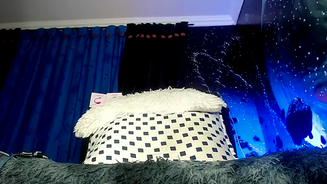 Webkamerová show SemerHott