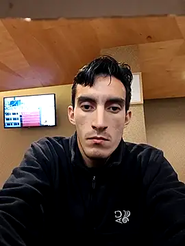 TommyMomentum Pertunjukan Webcam