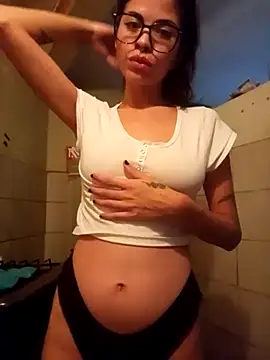 Czat XXX na żywo – Chiquitoperopeligroso4