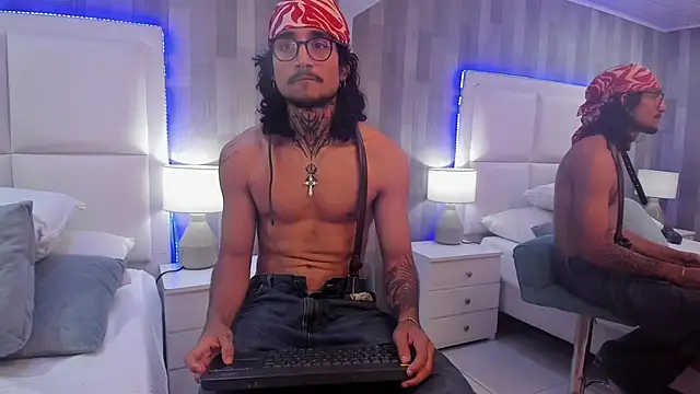 Show modela JackRief na web-kameri