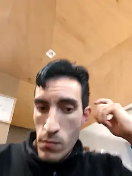 TommyMomentum live XXX chat