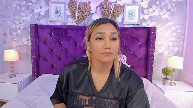 XXX chat uživo modela dalila_salazar