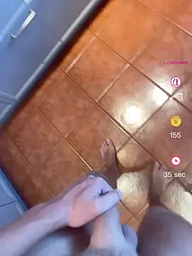 Anton_blond Chat XXX in diretta