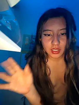 Yexxhann Webbikameraesitys