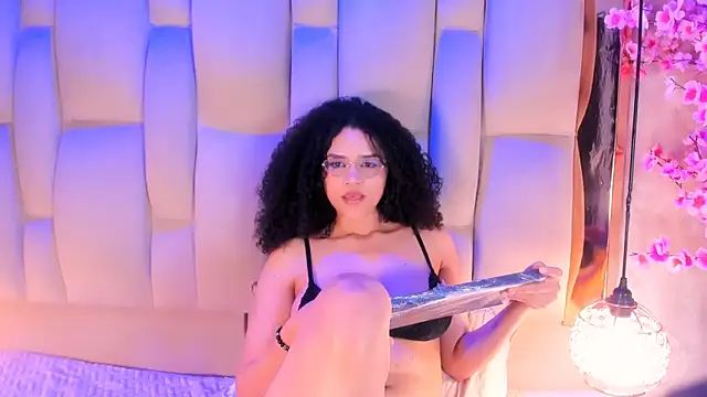 Lilithadams1 라이브 XXX 채팅