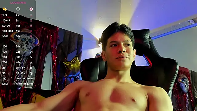 TonyPetrovjs webcam show
