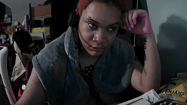 Czat XXX na żywo – nickytheehawtie