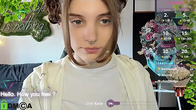 Chatroom XXX en direct de CherryBloom777