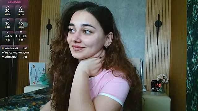 دردشة KatarinaHeaven الجنسية المباشرة