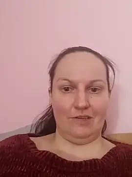 BustyLadyAlma's Live XXX Chat