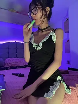 _Lucycherry's Live XXX Chat