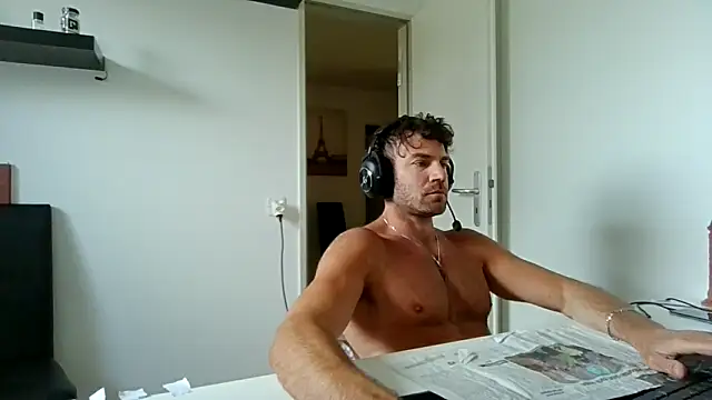 Онлайн чат XXX alpha-hunk