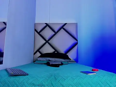 Bennet-Grayy Pertunjukan Webcam