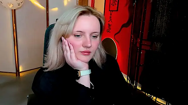 KathyBriggs live XXX chat
