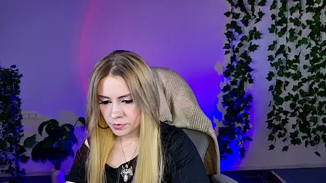 Kumiho_7777 Adlı Modelin Canlı XXX Sohbeti