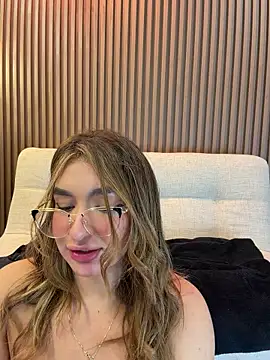 دردشة jenn_fit الجنسية المباشرة