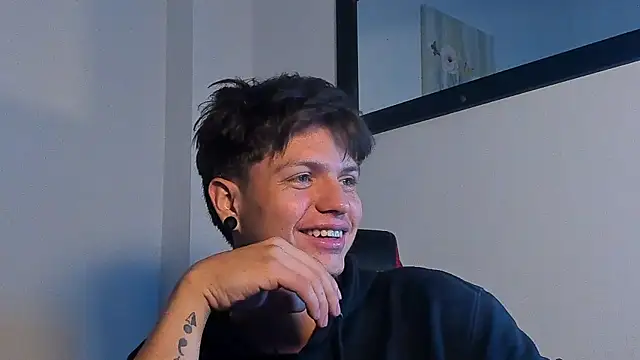 sebas_Scotten Webbikameraesitys
