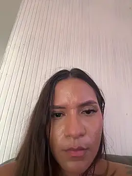 amara_wet04 Live XXX Chat