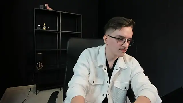 FelixStarkk Chat XXX live