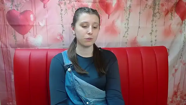 LilianaShineのライブXXXチャット
