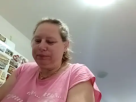 Chat XXX en directo de Jahudka47