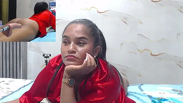 Liaa_cams 现场XXX聊天