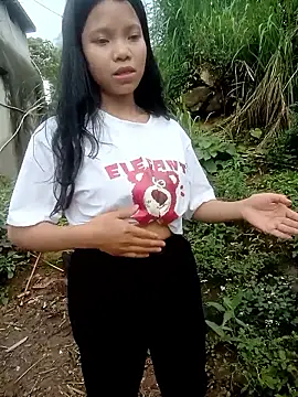 lelenana 在線直播表演