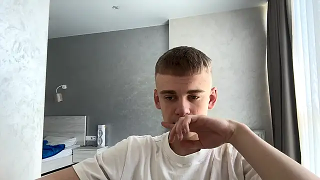 SoloFury Show Webcam